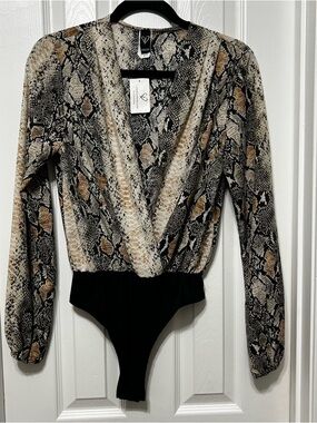 Windsor Black and Cream Snake Print Top